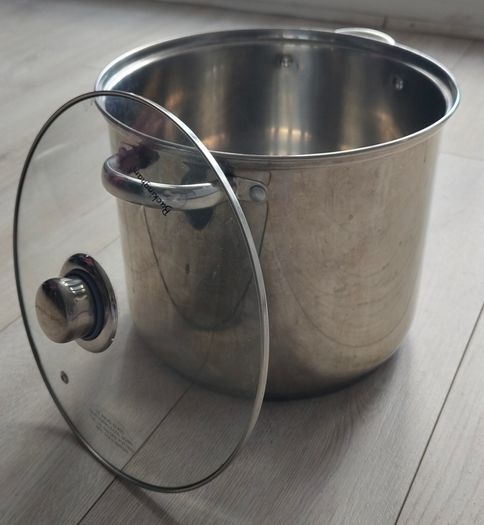 Cooking Pot