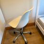 desk chair Image 3