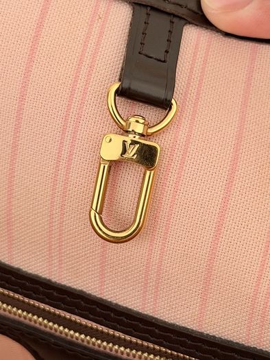 Louis Vuitton Neverfull Damier Ebene MM