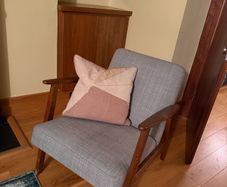 arm chair