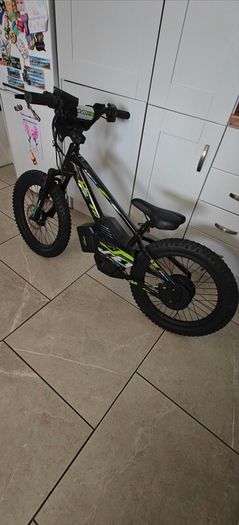 Kids electric dirt bike