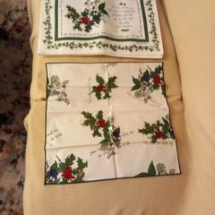 Portmeirion Christmas Set of 6 Table Mats (double sided) and 6 Matching Napkins, Unused