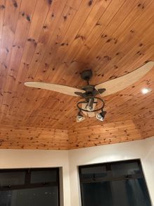 Ceiling Fan with lights.