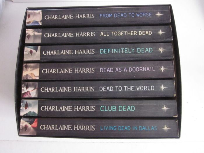 Charlaine Harris Trueblood BooksX7