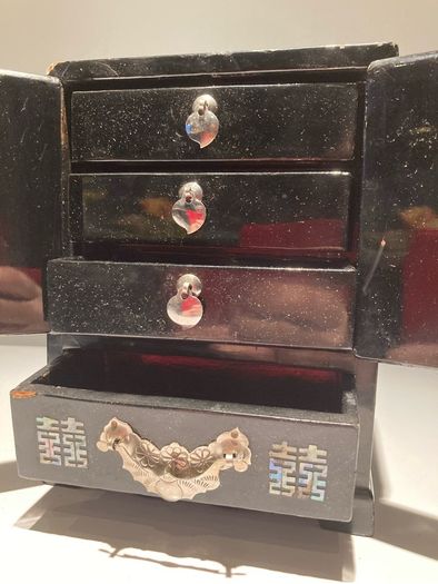 Oriental Box