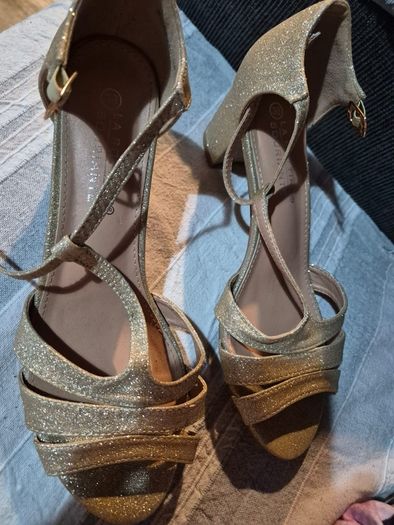 Size 38