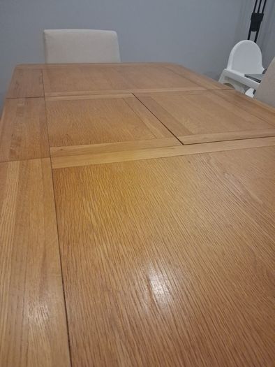 Extendable kitchen table and 6 chairs