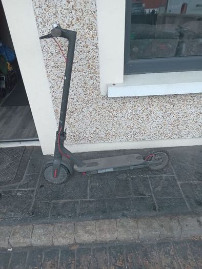 Electric scooter