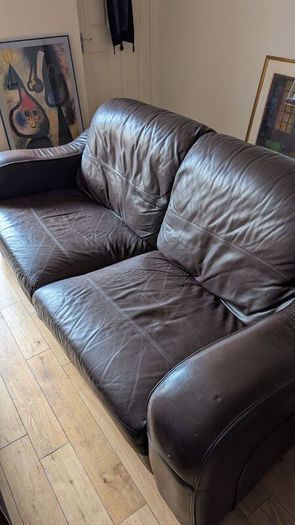 Leather Sofa 2.5 Seaters