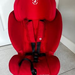 Maxi Cosi Titan Nomad Red isofix car seat