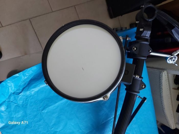 YAMAHA DD-65 Digital Percussion and Fame DD602 V2 Electronic Drum Kit and MS20 Music Stand plus all accessories