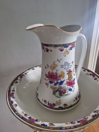 large jug & bowl,