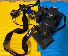 Canon 750D
