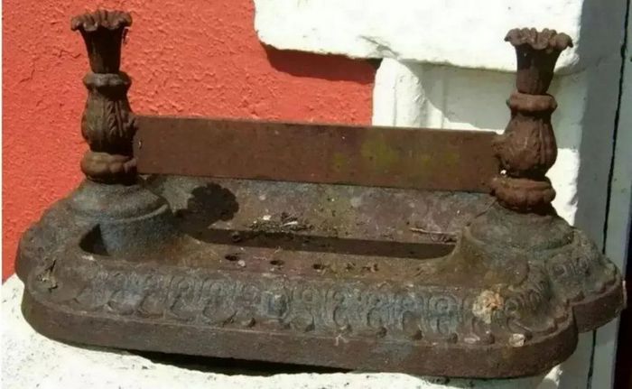 Vintage Cast Iron Boot Scraper