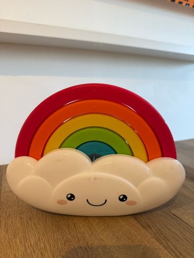 stacking balancing rainbow toy