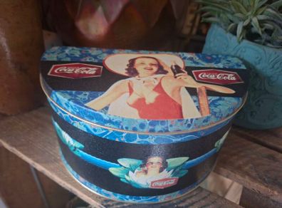 Coca cola tin