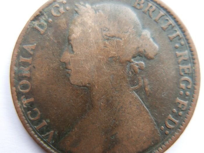 1875  Victoria Half Penny,