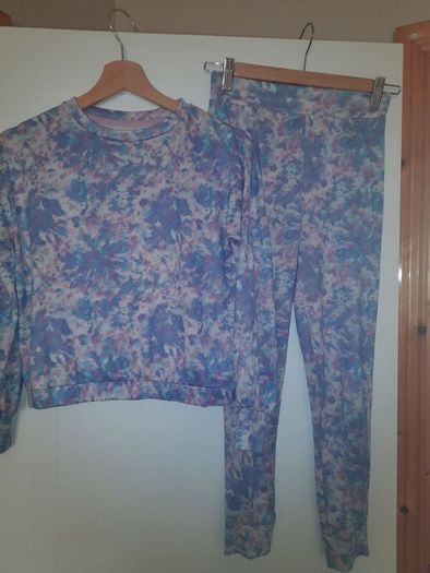 girls pyjamas