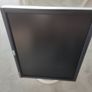 Dell Ultrasharp 19" Hd Lcd 1901fp + Dell 17" Lcd E171fp Image 6