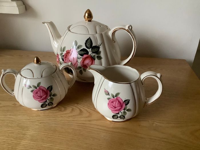 SADLER China Tea Pot Set