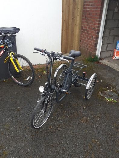 electric tricycle