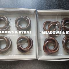 napkin rings x8