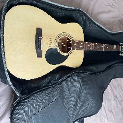 Acoustic guitar starter kit