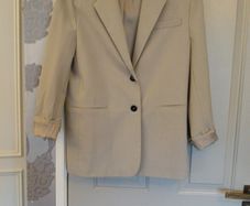 jacket mango beige size m pit to pit 20in   51 cm