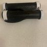 BRAND-NEW 2pcs/1 Pair Mountain Road Cycling Bike BicycleBRAND-NEW MTB Handlebar Cover Grips Smooth Soft Rubber Anti-slip Handle Grip Lock Bar End Image 2