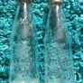 Club orange salt and pepper shaker Image 3