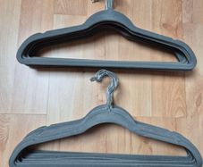 30 grey non slip velvet hangers