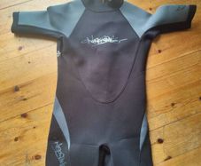 Wetsuit