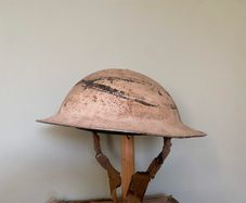 Original WW2 British Mk2 Steel Helmet. Desert Camouflage. Original Liner & Chinstrap. Militaria
