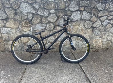 dirt jumper