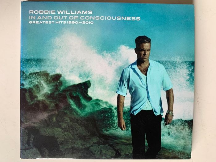 Robbie Williams [2010] In And Out Of Consciousness: Greatest Hits 1990-2010 [2CD Digipack Album]