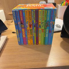 Collection of Ronaldo Dahl books