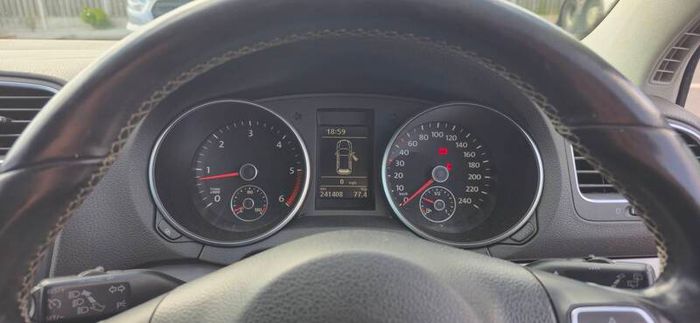 2010 Volkswagen Golf 1.6tdi