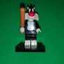 Lego Minifigures: Gangster, Sylvester the Cat, Ice Cream Mike and Jo, Hot Dog Vendor Image 3