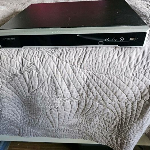 Hikvision NVR