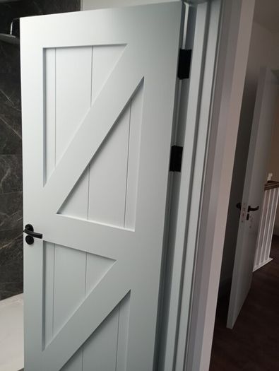 Tiler, bathroom fitters, kitchen fitters, handyman
