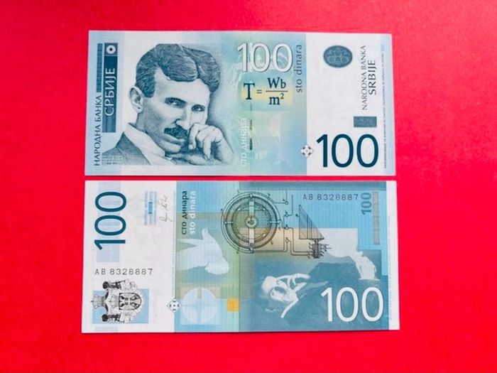 Serbia. 100. Dinara. 2012. Pick 57a  ( Uncirculated )