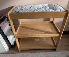 Mamas & Pappas - Changing Table