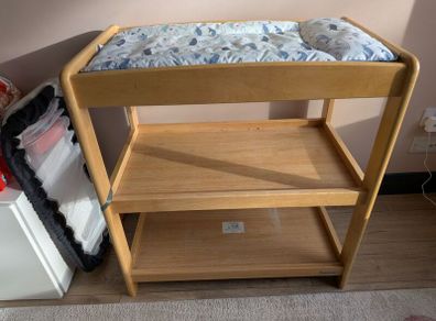 Mamas & Pappas - Changing Table