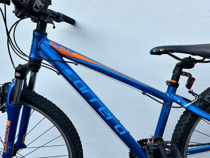 Carrera Valour Mountain Bike 14 inch Frame Great Starter MTB