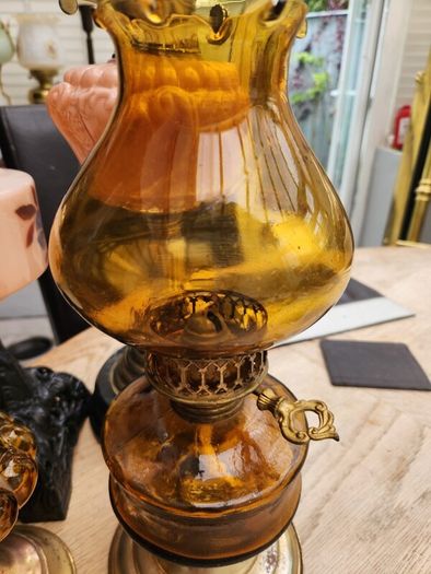 four vintage working oil lamps