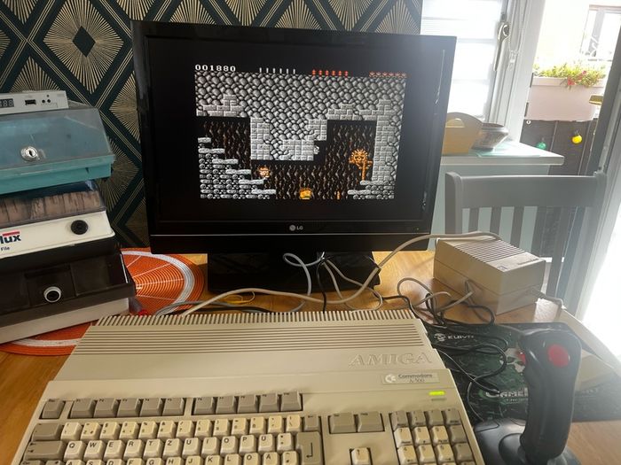 Amiga 500+ Recapped + Mouse + Joystick + Games + Modulator