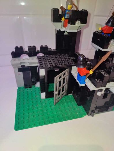 Lego - Black Monarchs Castle 6085