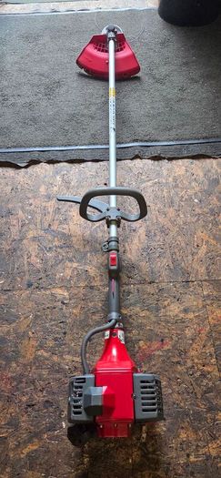 Efco 8350 Strimmer