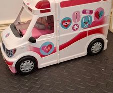 Barbie ambulance