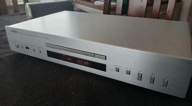 Yamaha CD-S300 CD Player